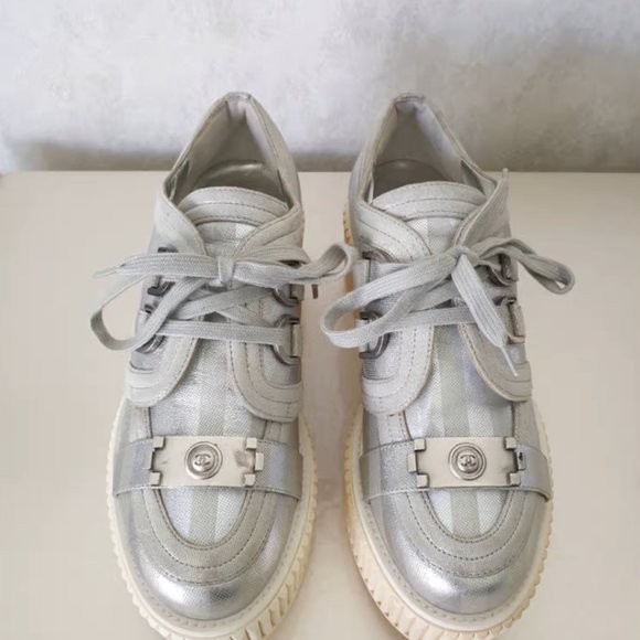 CHANEL Lamé Boy Creepers - Picture 4 of 8